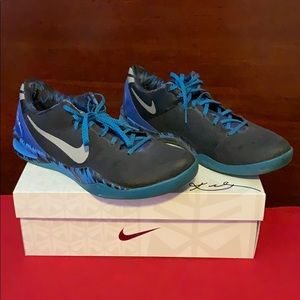 Kobe 8’s men’s size 11